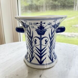 Vintage Blue & White Porcelain Planter Pot 7.5" Chinese Floral Flared Jardinière